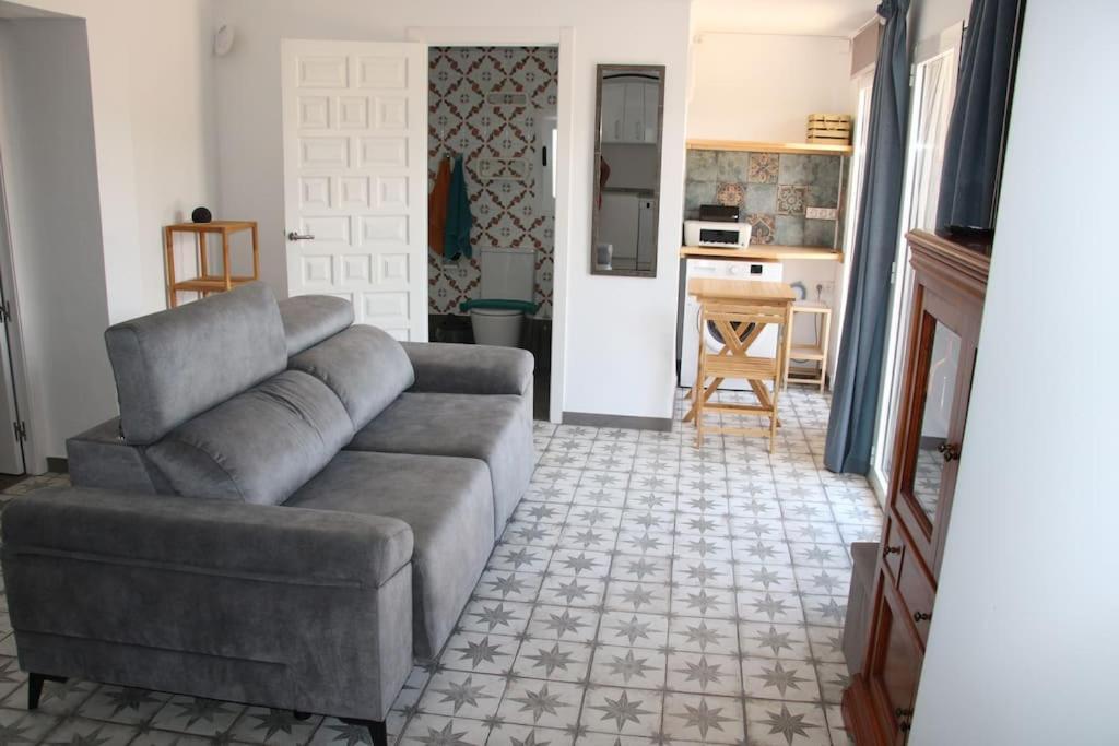 Luxe Appartement Met Tuin Benidoleig Zewnętrze zdjęcie