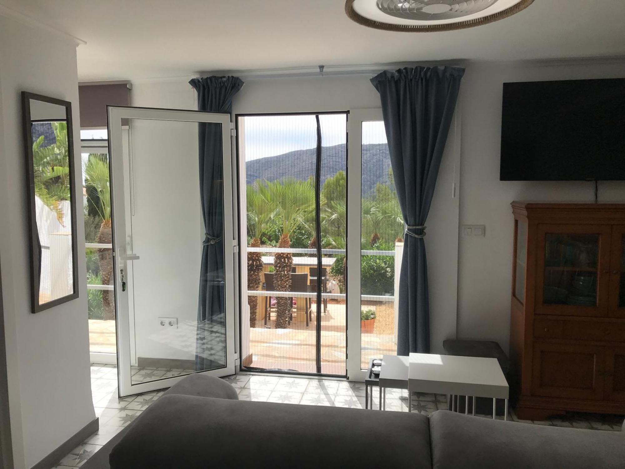 Luxe Appartement Met Tuin Benidoleig Zewnętrze zdjęcie